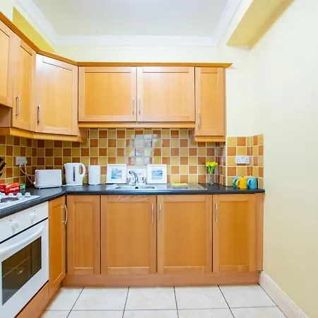Holiday home 122 - Large Duplex With Parking By Shortstays *